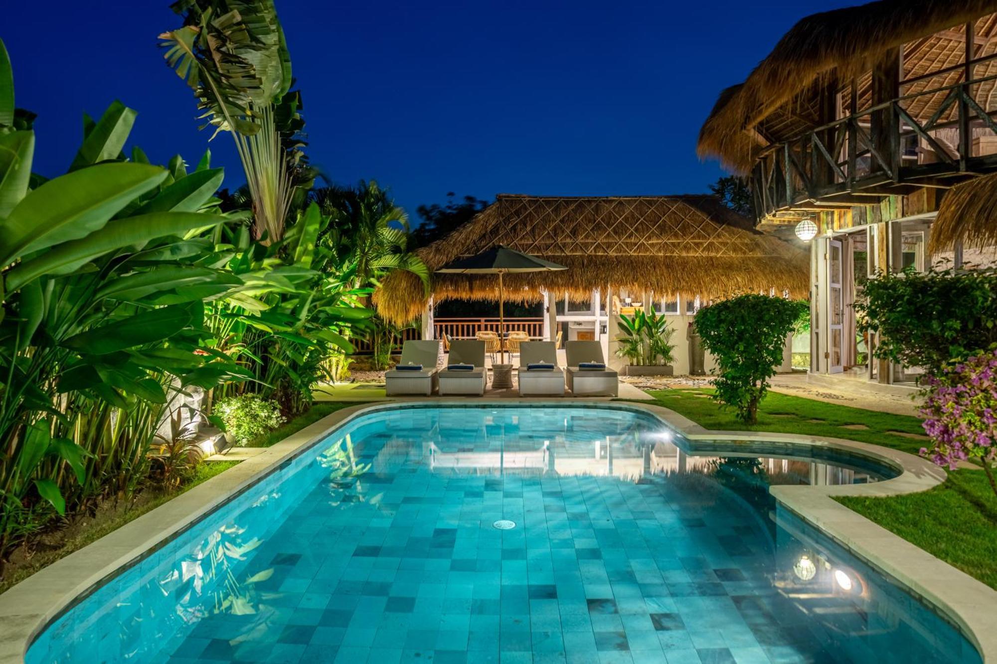 Balangan Beach Villa Idaman Bungalows ジンバラン エクステリア 写真