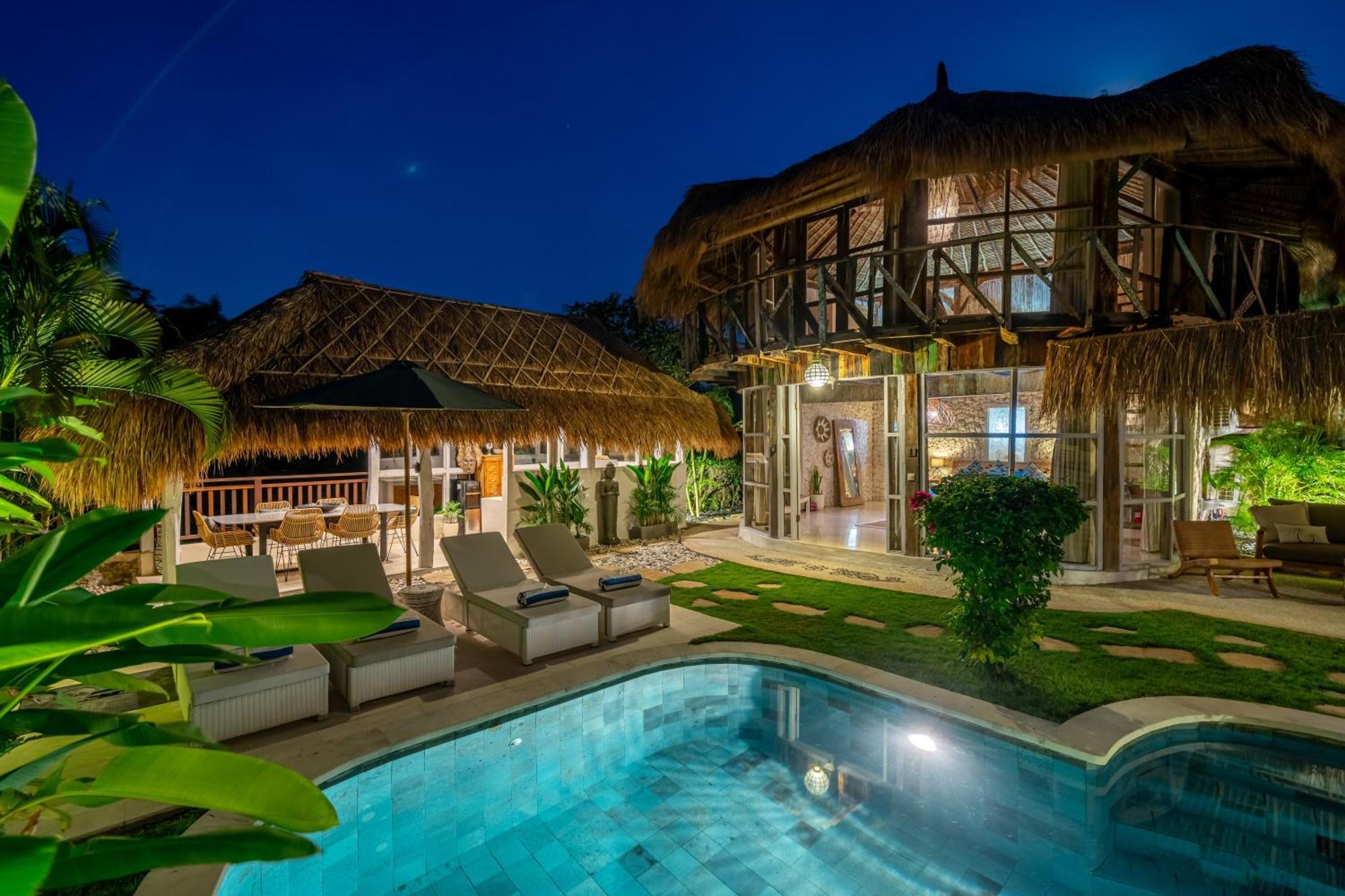 Balangan Beach Villa Idaman Bungalows ジンバラン エクステリア 写真