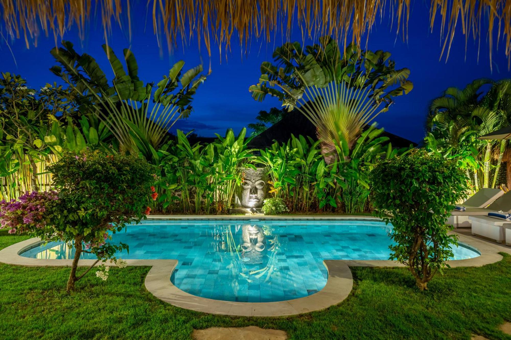 Balangan Beach Villa Idaman Bungalows ジンバラン エクステリア 写真