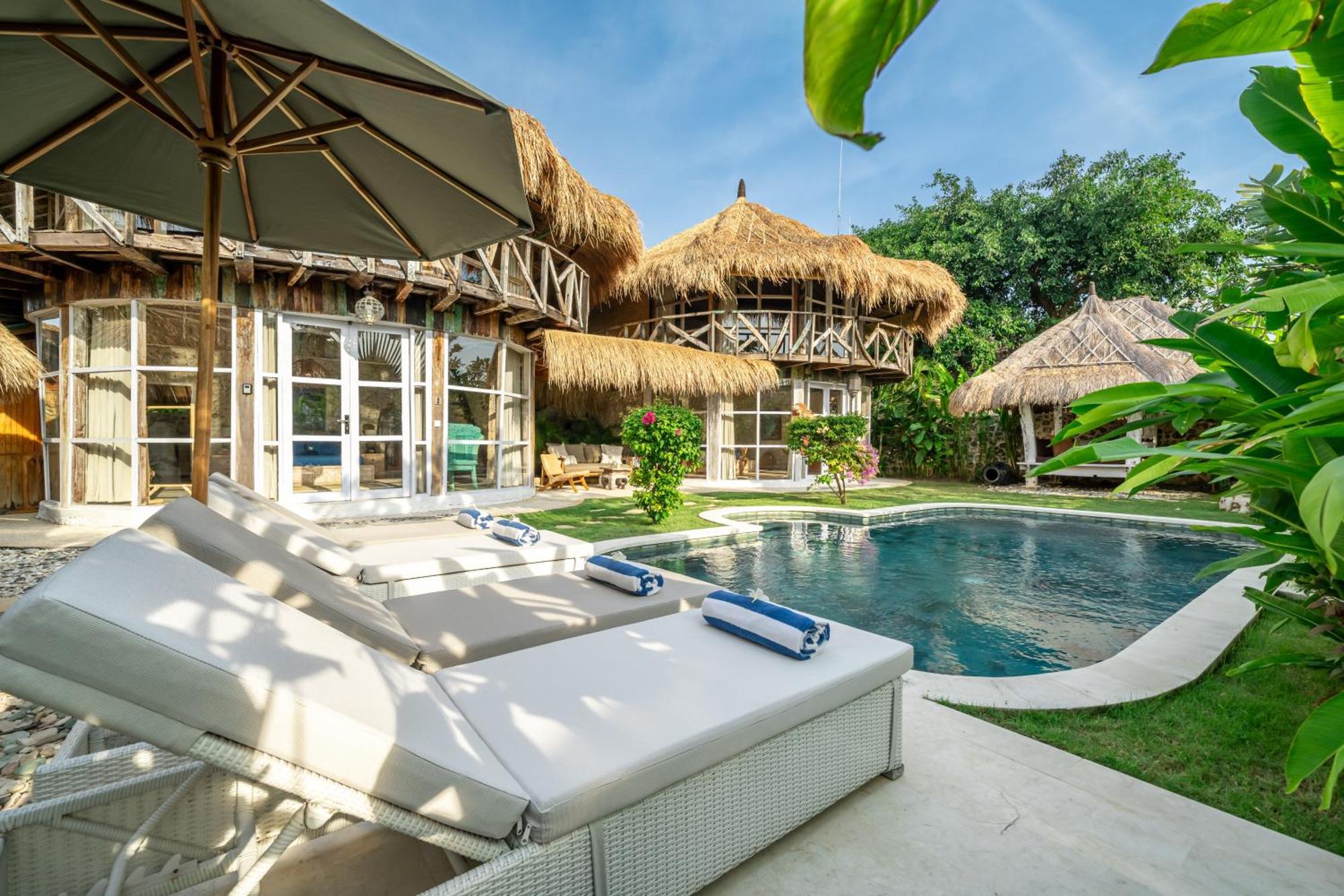 Balangan Beach Villa Idaman Bungalows ジンバラン エクステリア 写真