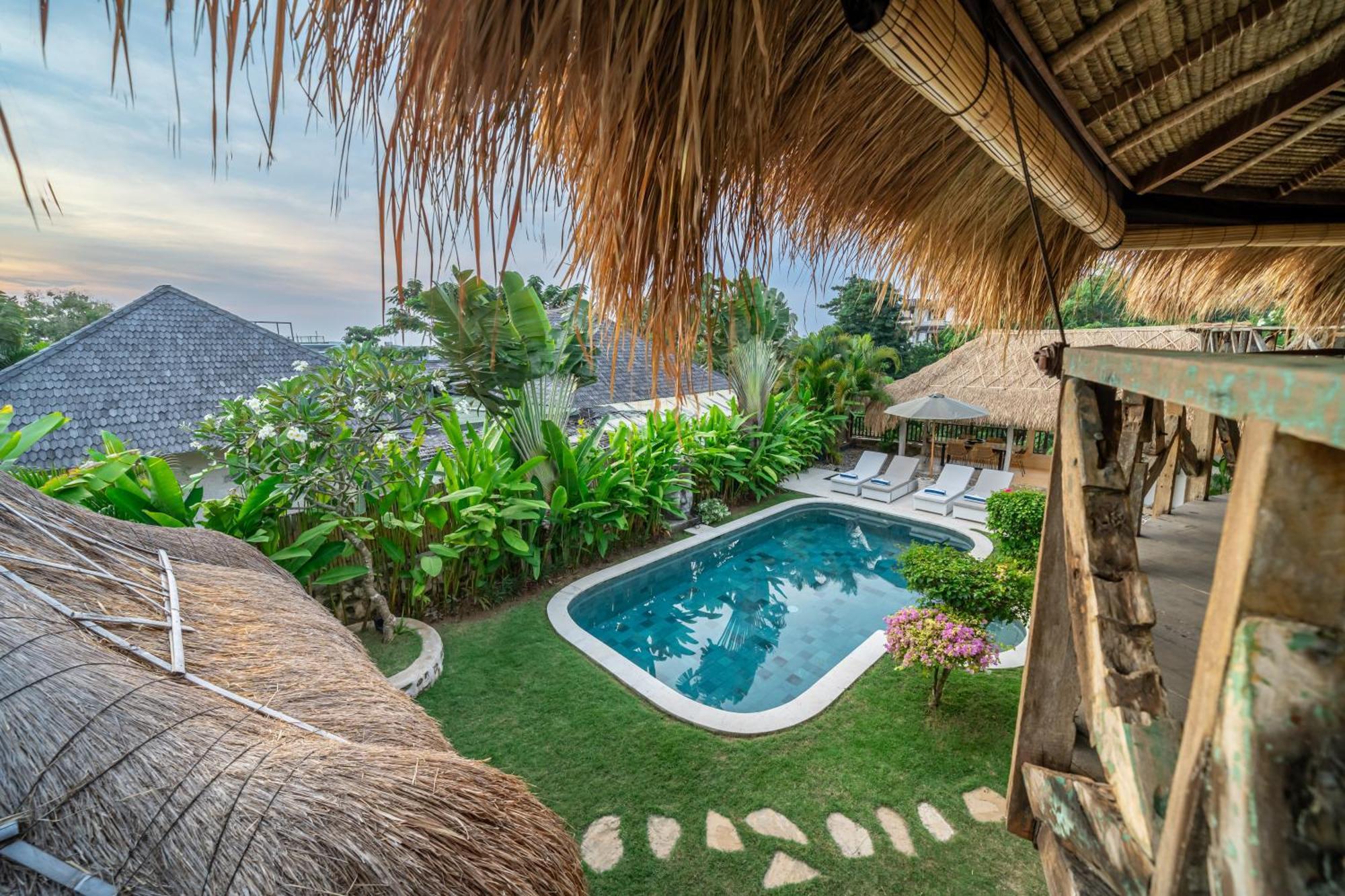 Balangan Beach Villa Idaman Bungalows ジンバラン エクステリア 写真